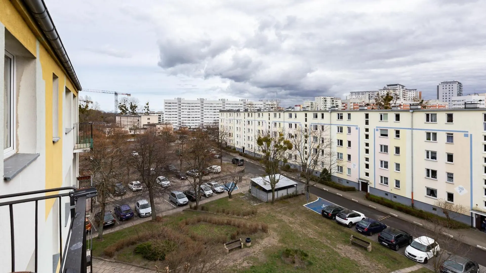 Park Reagana Modern Apartment Gdansk