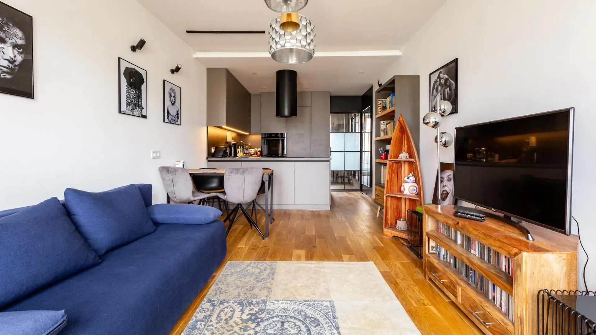 Park Reagana Modern Apartment Gdansk