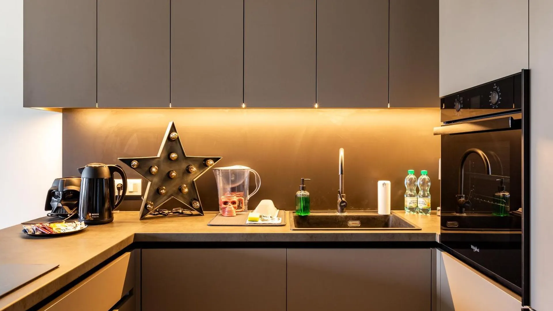 Park Reagana Modern Apartment Gdansk